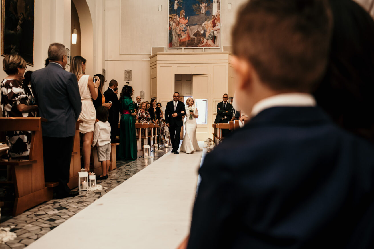 Matrimonio a Rimini, ingresso sposa, chiesa di San Gaudenzio